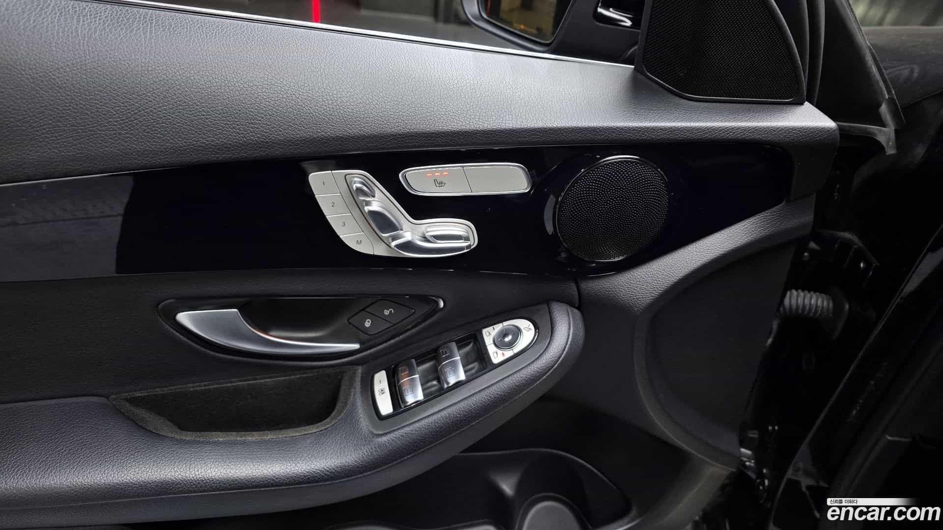 C-Class Mercedes-Benz 2020.2-OPTION-022