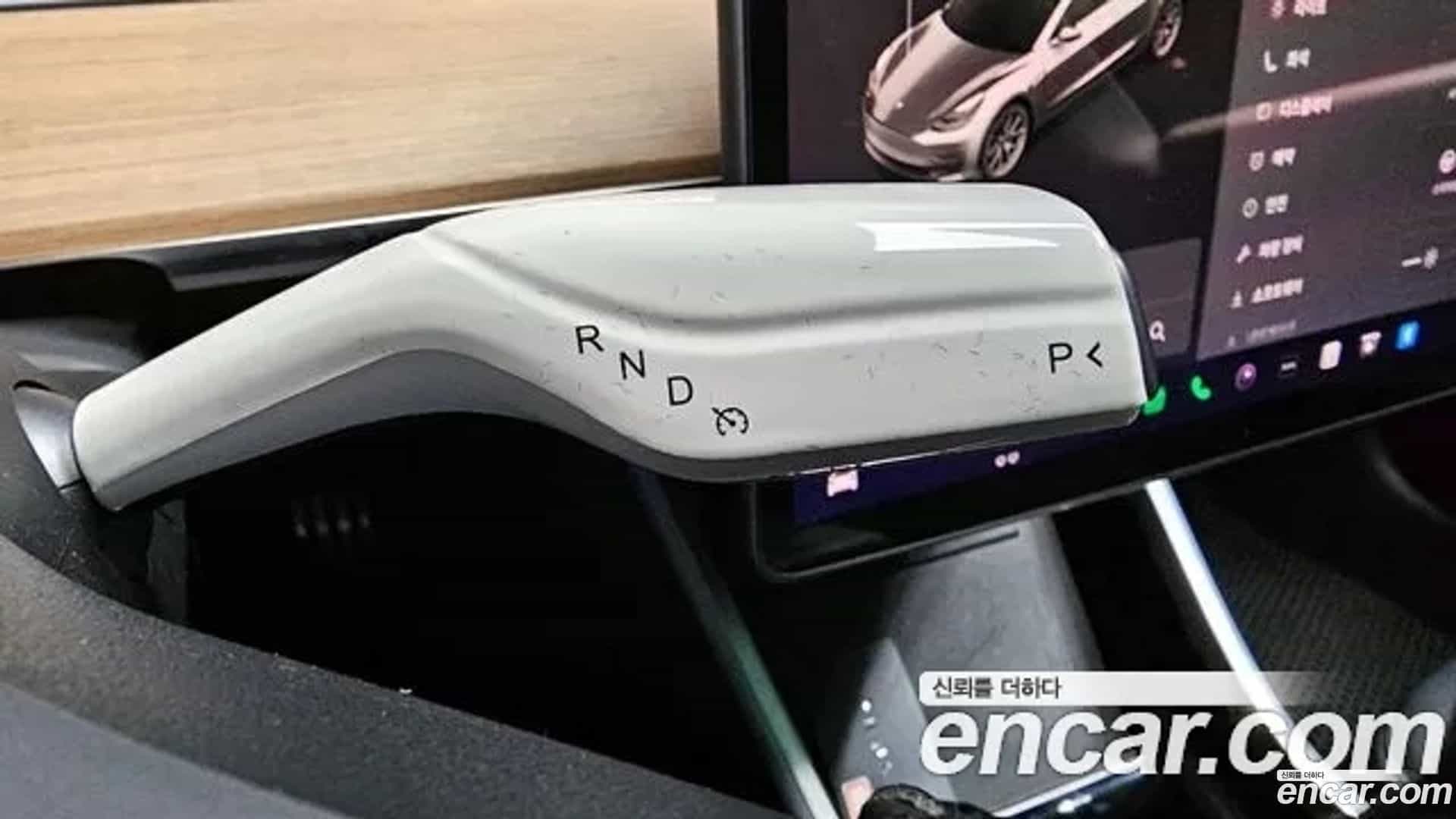 Model 3 Tesla 2020.2-INNER-009