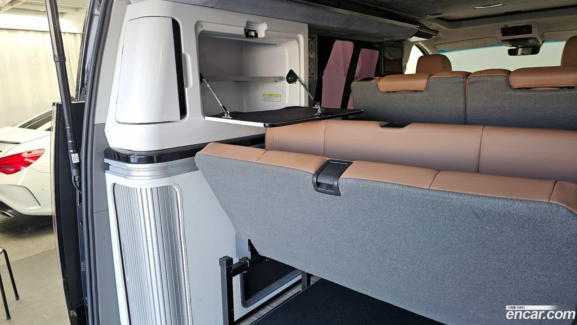 Staria Hyundai 2023.0-OPTION-023