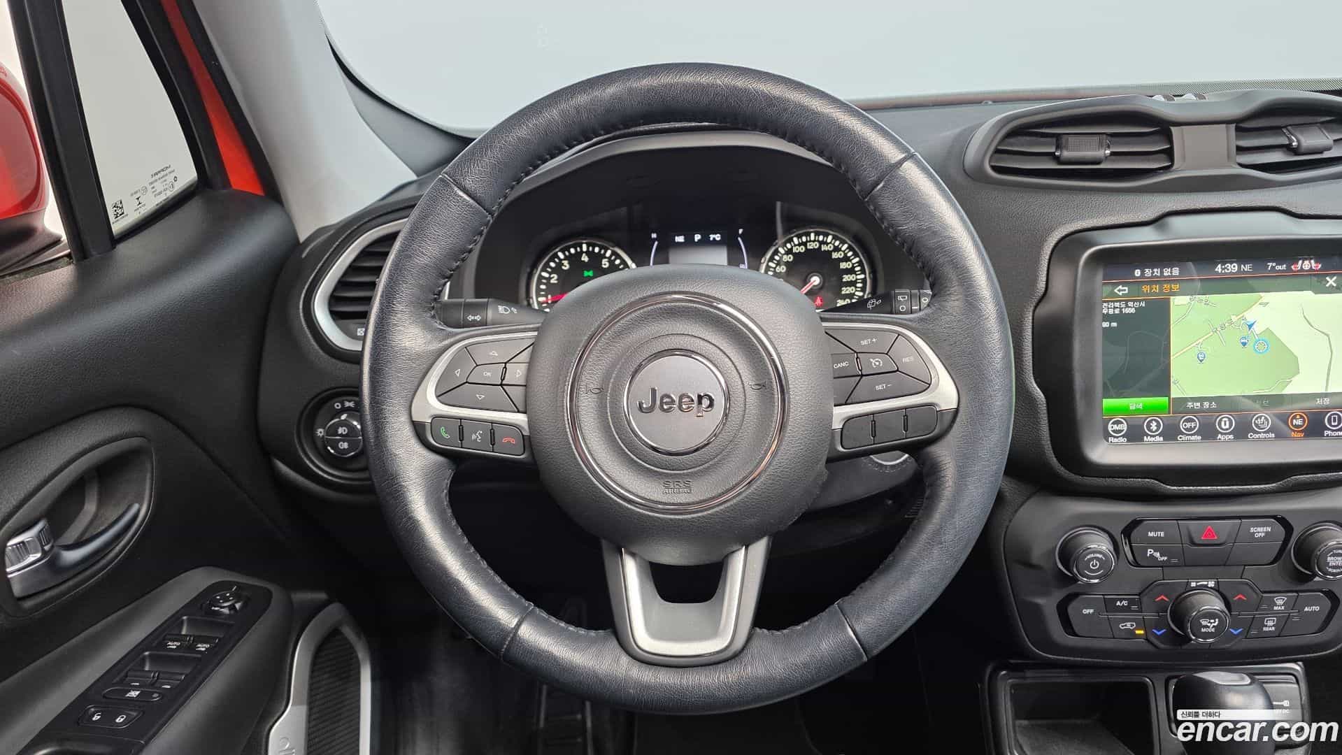 Renegade Jeep 2018.7-OPTION-018