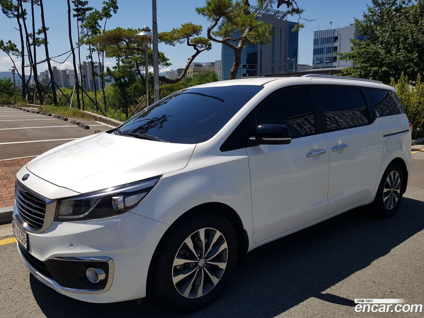 Main__Slider__Photo:Canival Kia 2016.7-0