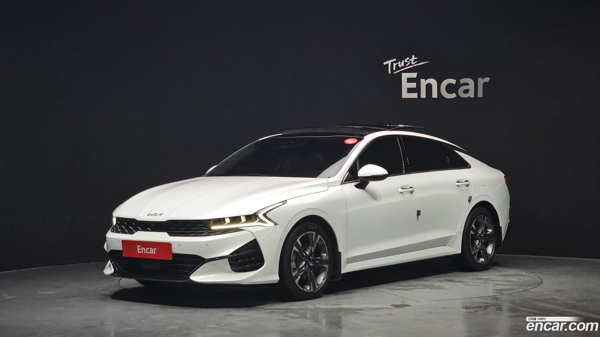 Main__Slider__Photo:K5 Kia 2023.1-0