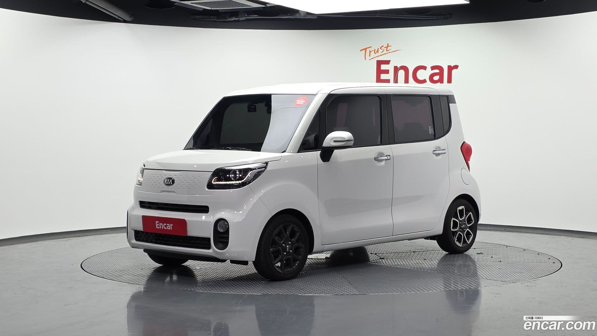 Main__Slider__Photo:RAY Kia 2019.5-0