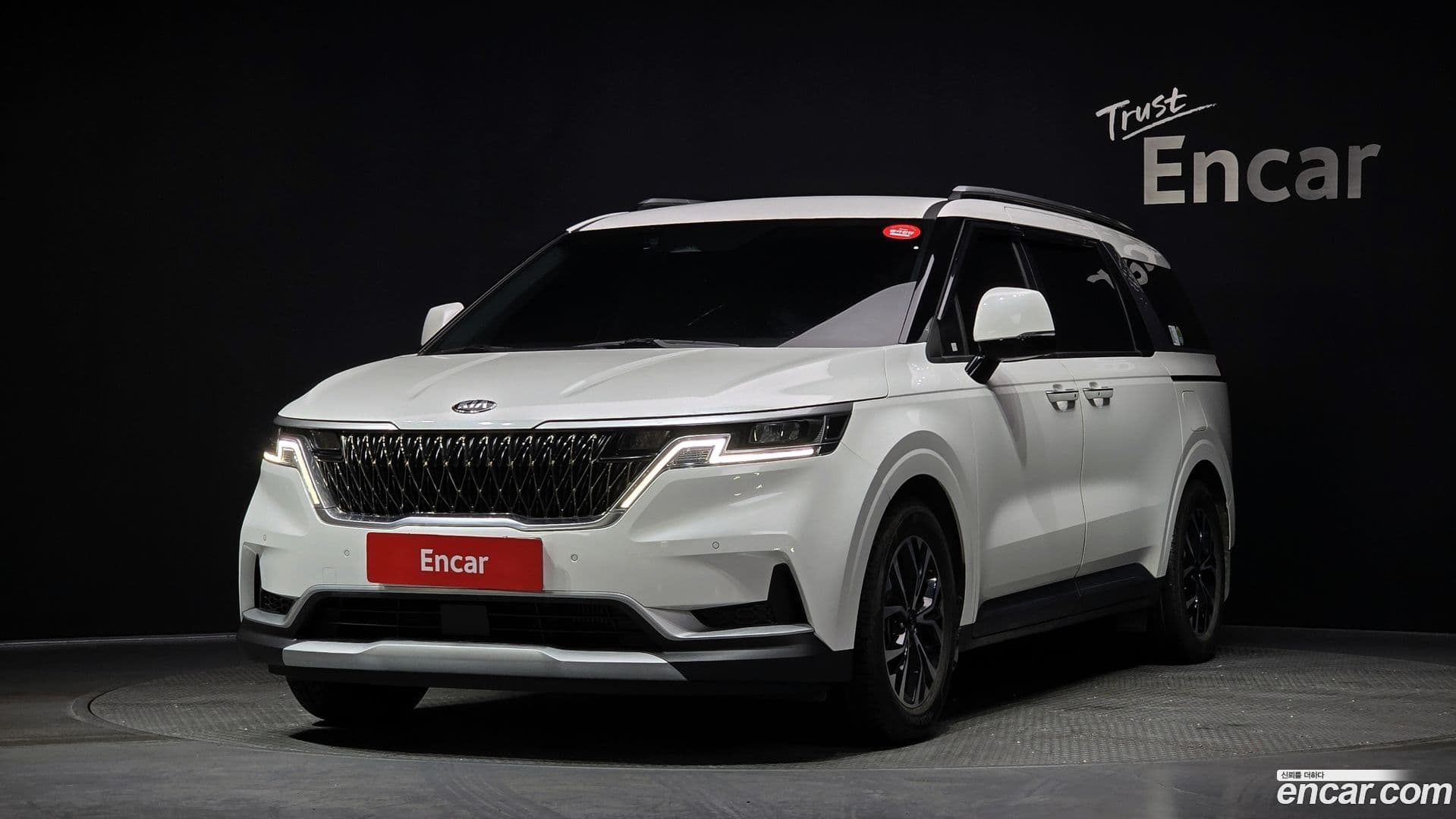 Main__Slider__Photo:Canival Kia 2021.0-0