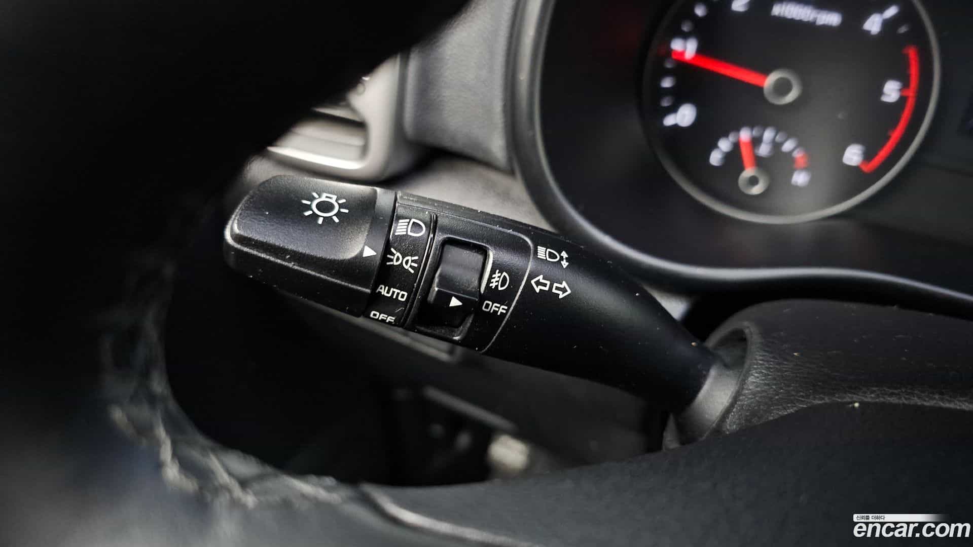 Sportage Kia 2016.8-OPTION-019