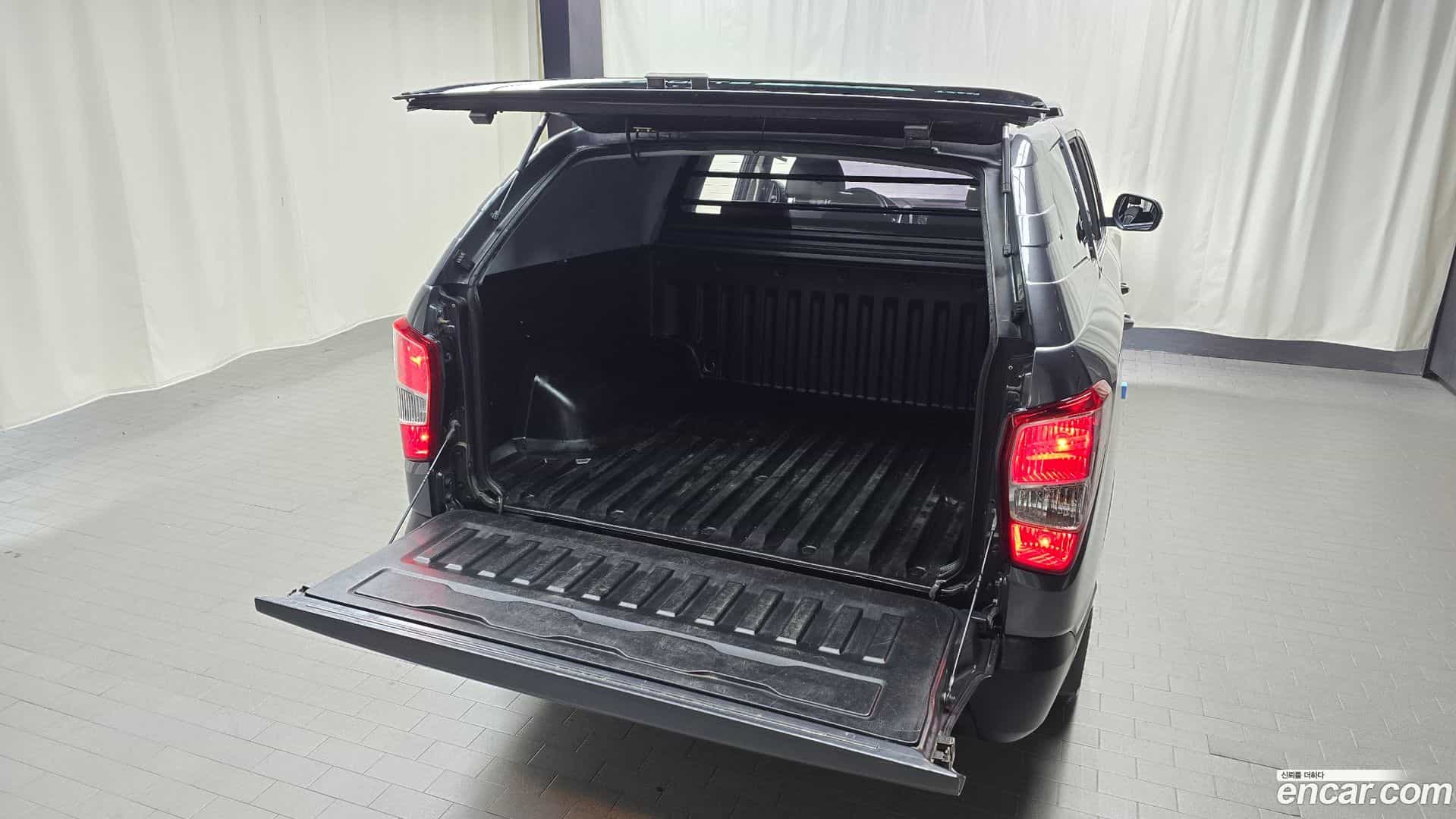 Rexton KG Mobility 2019.3-OPTION-024