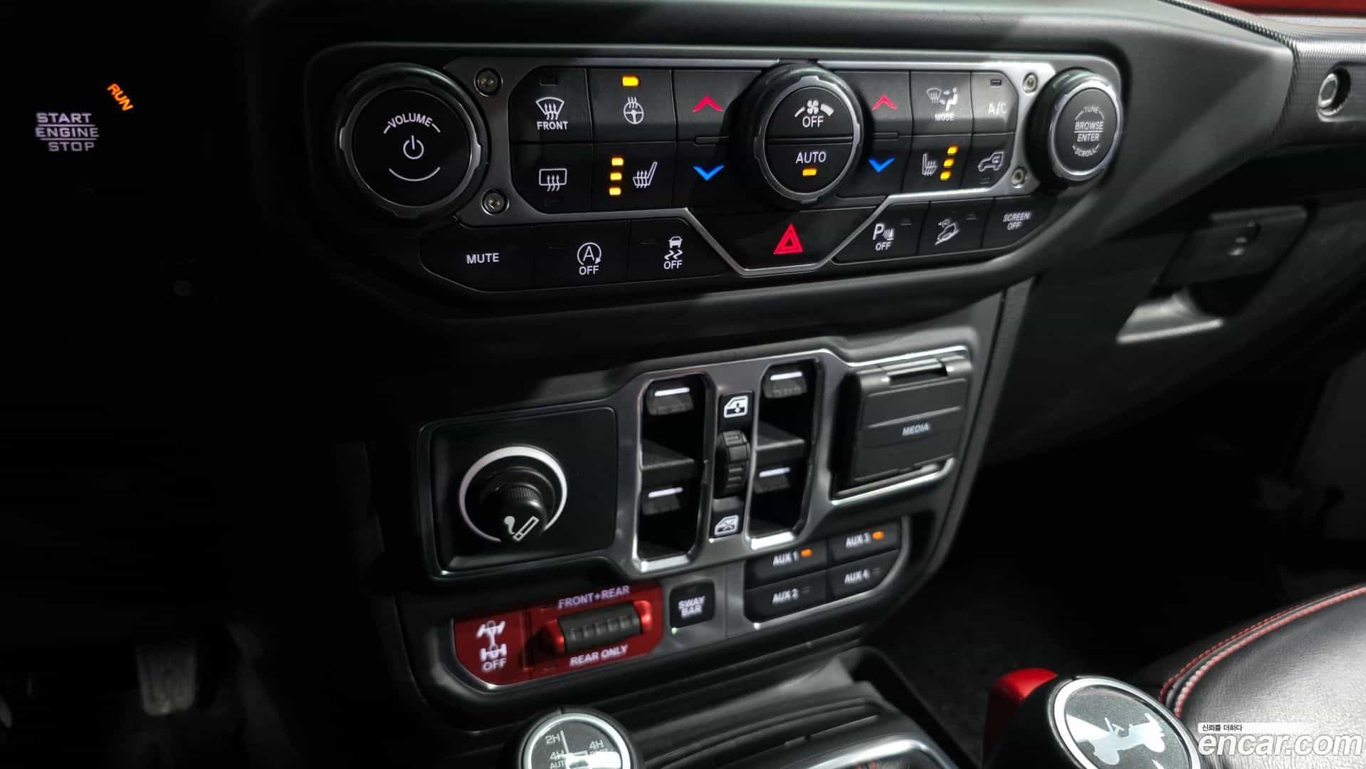 Wrangler Jeep 2020.7-OPTION-021