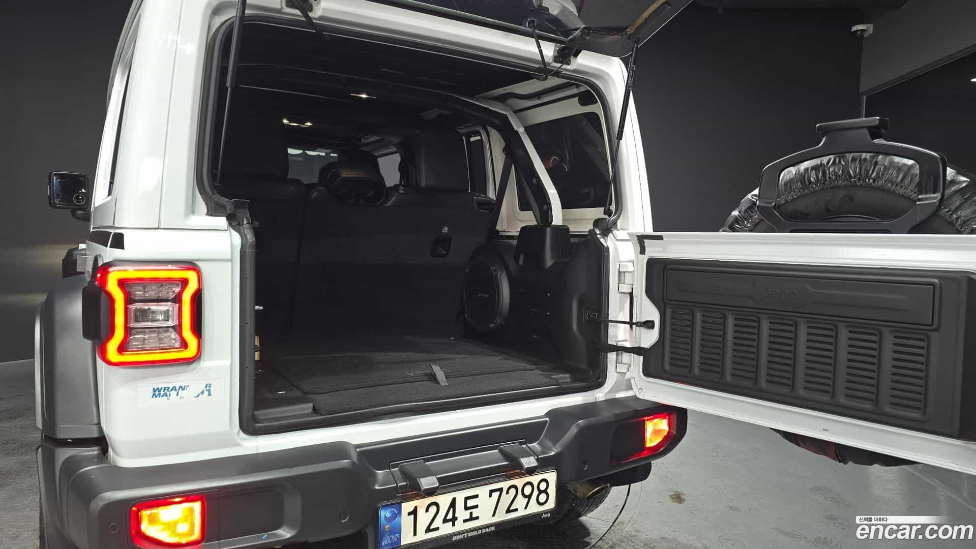 Wrangler Jeep 2020.7-OPTION-024