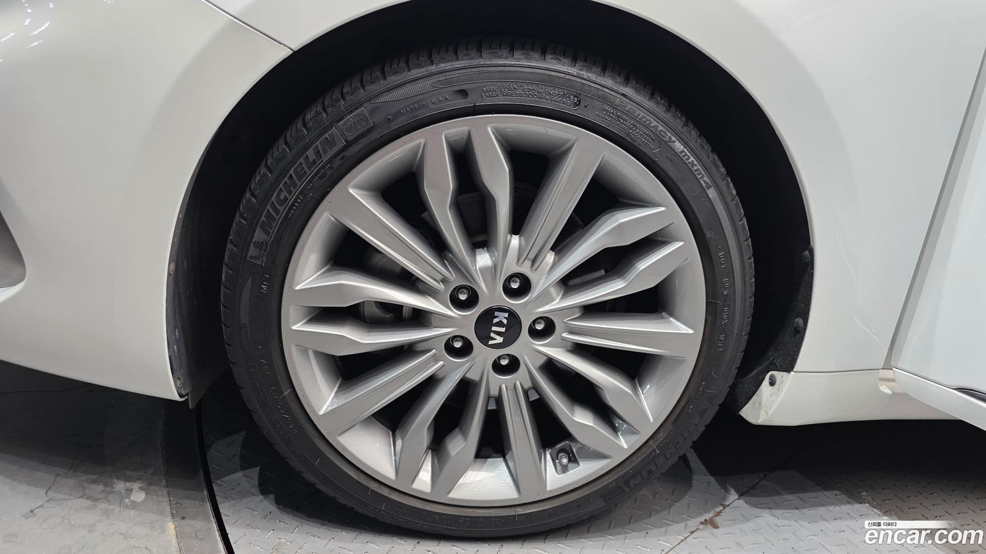 Main__Slider__Photo:K7 Kia 2019.8-4
