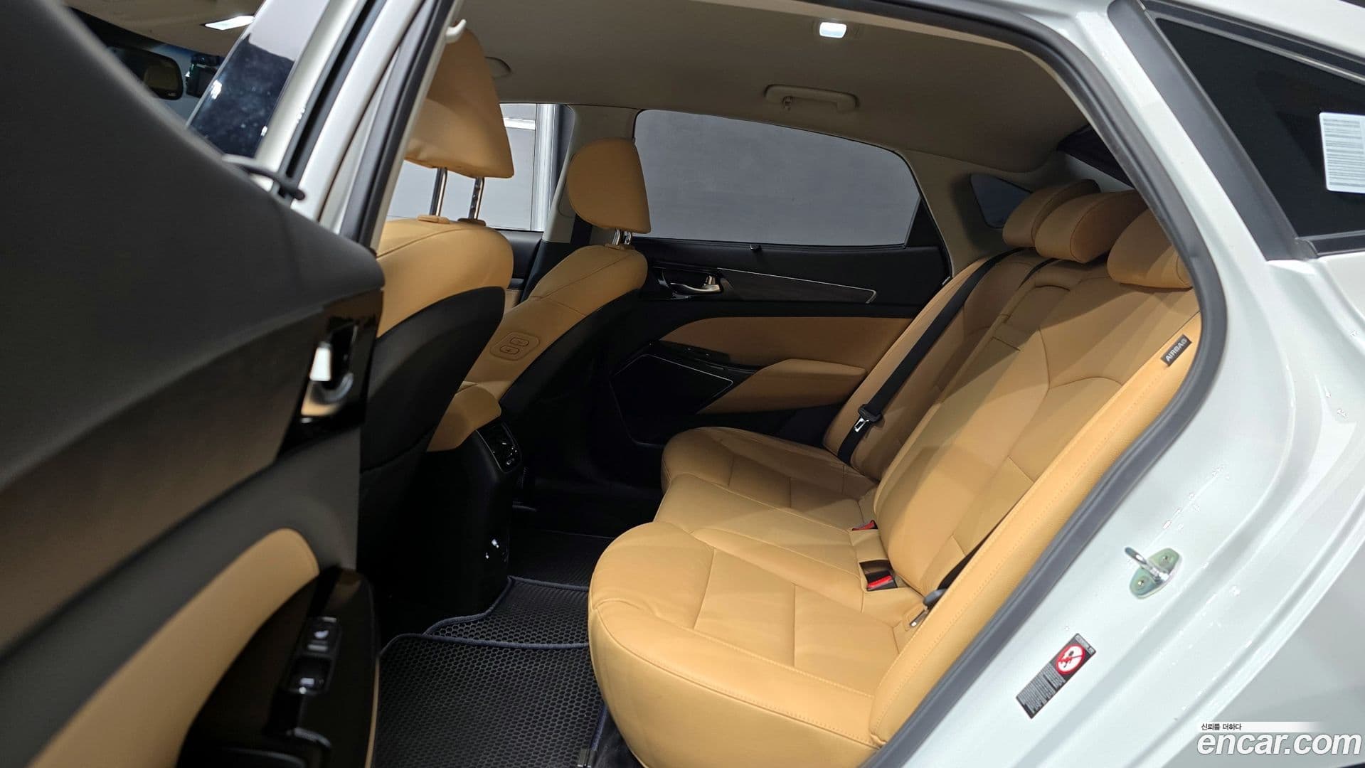 Main__Slider__Photo:K7 Kia 2019.8-12