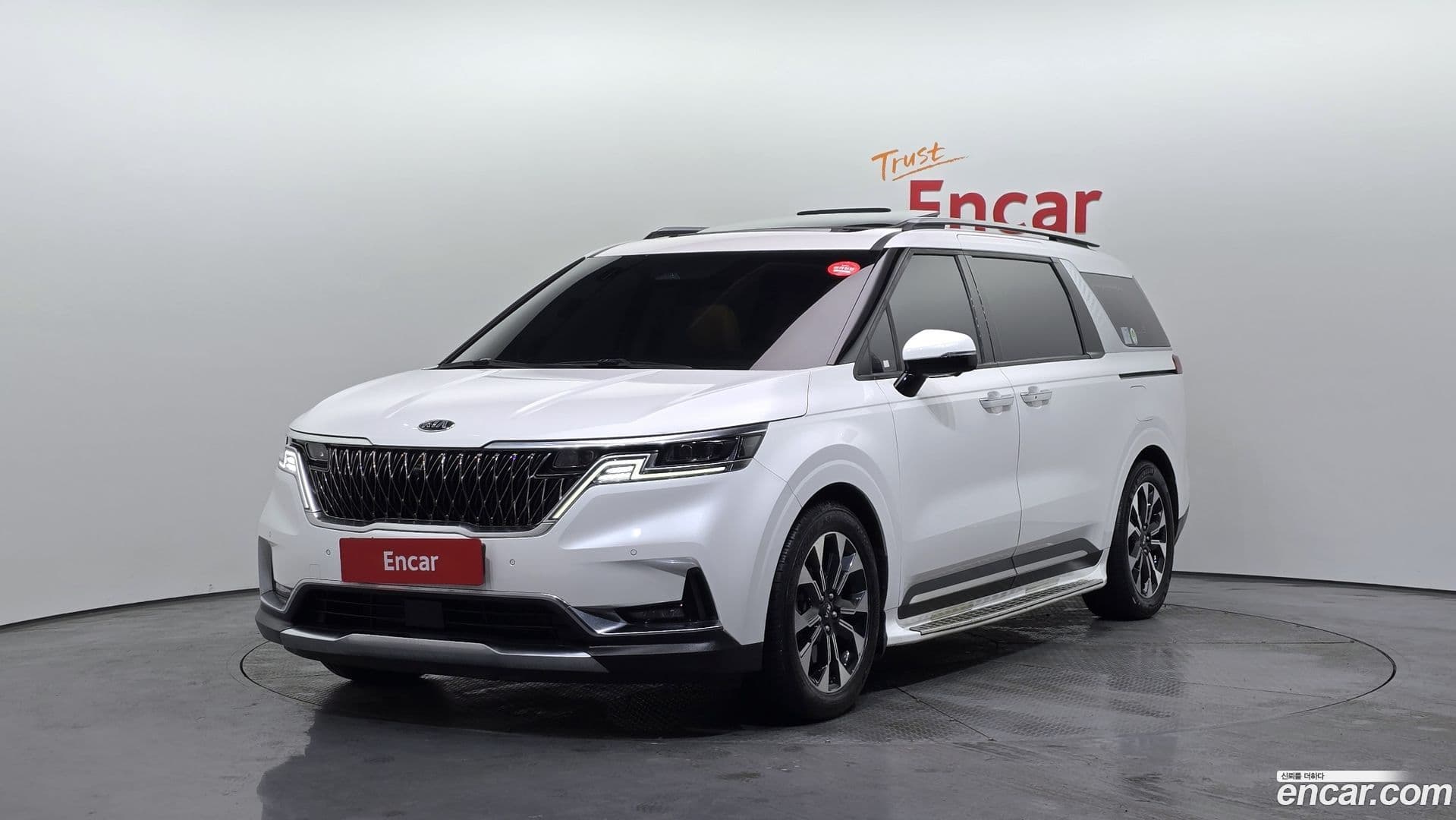 Main__Slider__Photo:Canival Kia 2021.6-0