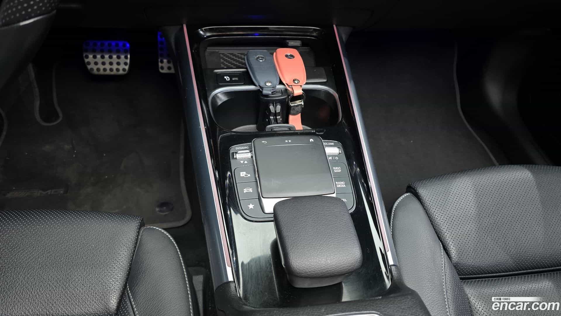 EQA Mercedes-Benz 2021.11-INNER-009