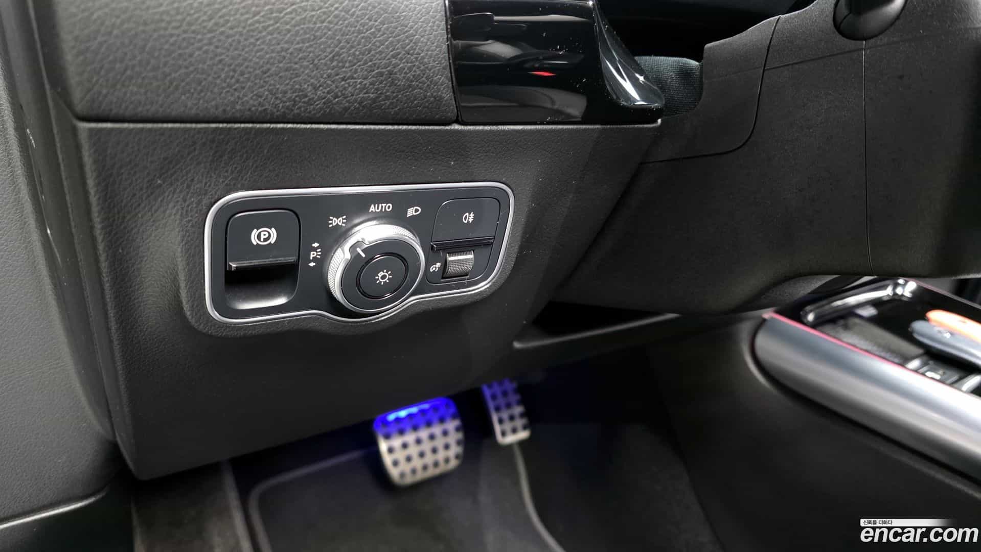 EQA Mercedes-Benz 2021.11-OPTION-019
