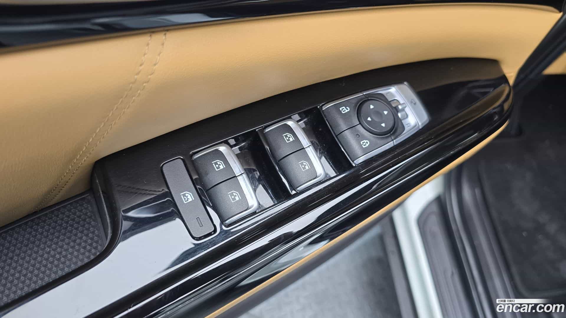Canival Kia 2020.8-OPTION-018