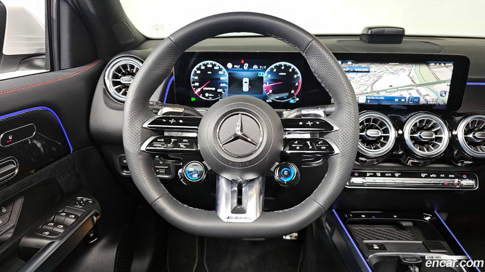 GLB-Class Mercedes-Benz 2025.9-OPTION-017