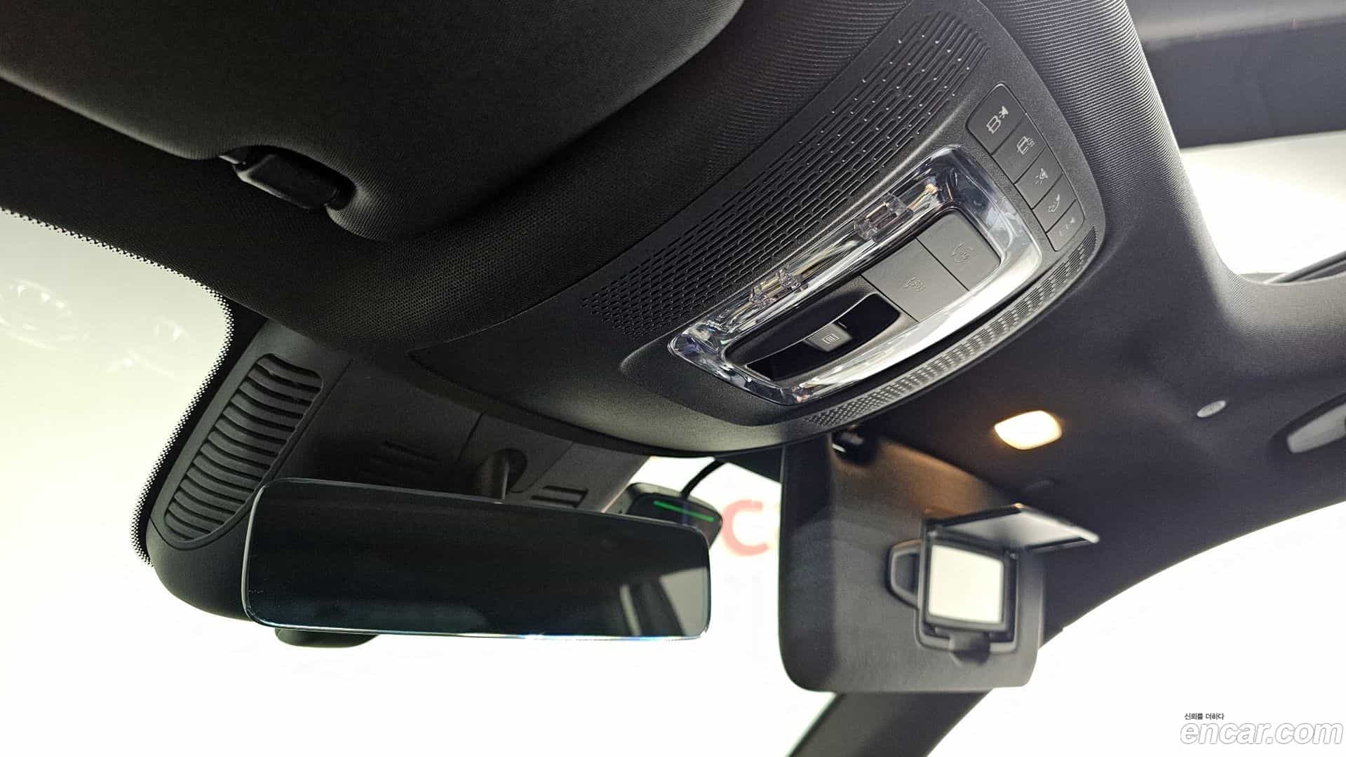 GLB-Class Mercedes-Benz 2025.9-OPTION-022