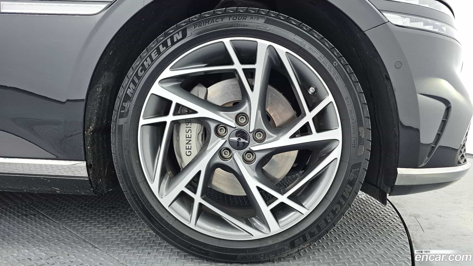 G90 Genesis 2022.11-OUTER-005