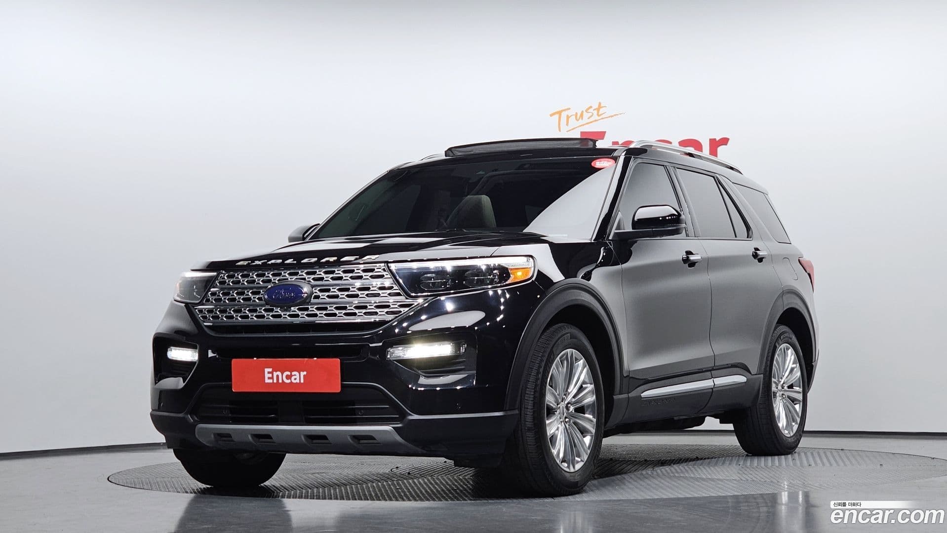 Main__Slider__Photo:Explorer Ford 2020.2-0