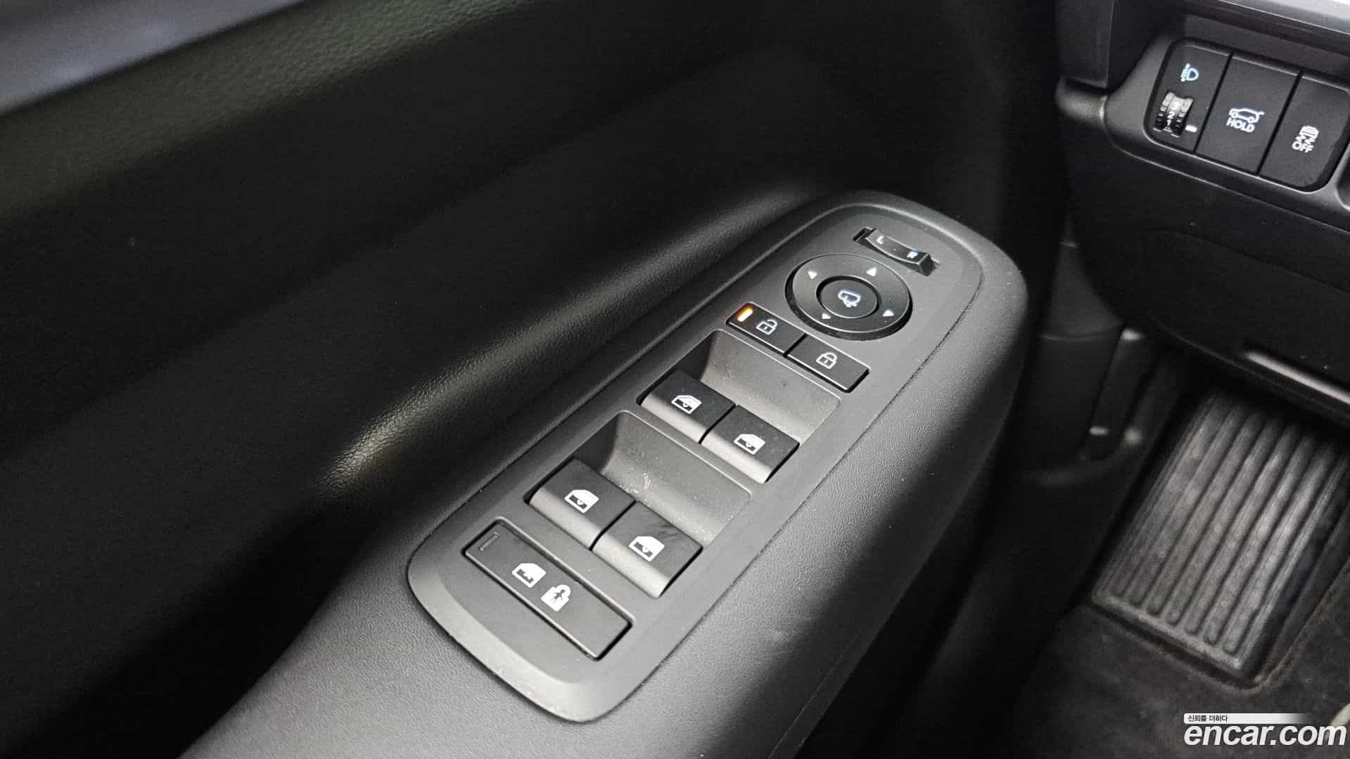 Santafe Hyundai 2024.4-OPTION-017