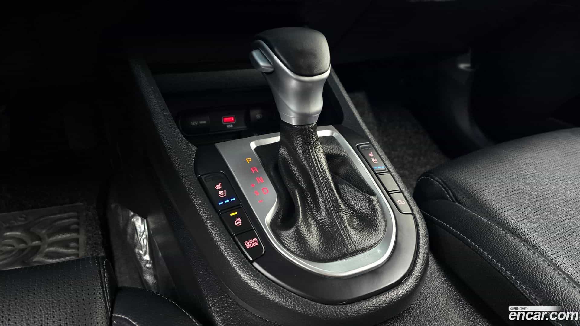K3 Kia 2022.0-INNER-009