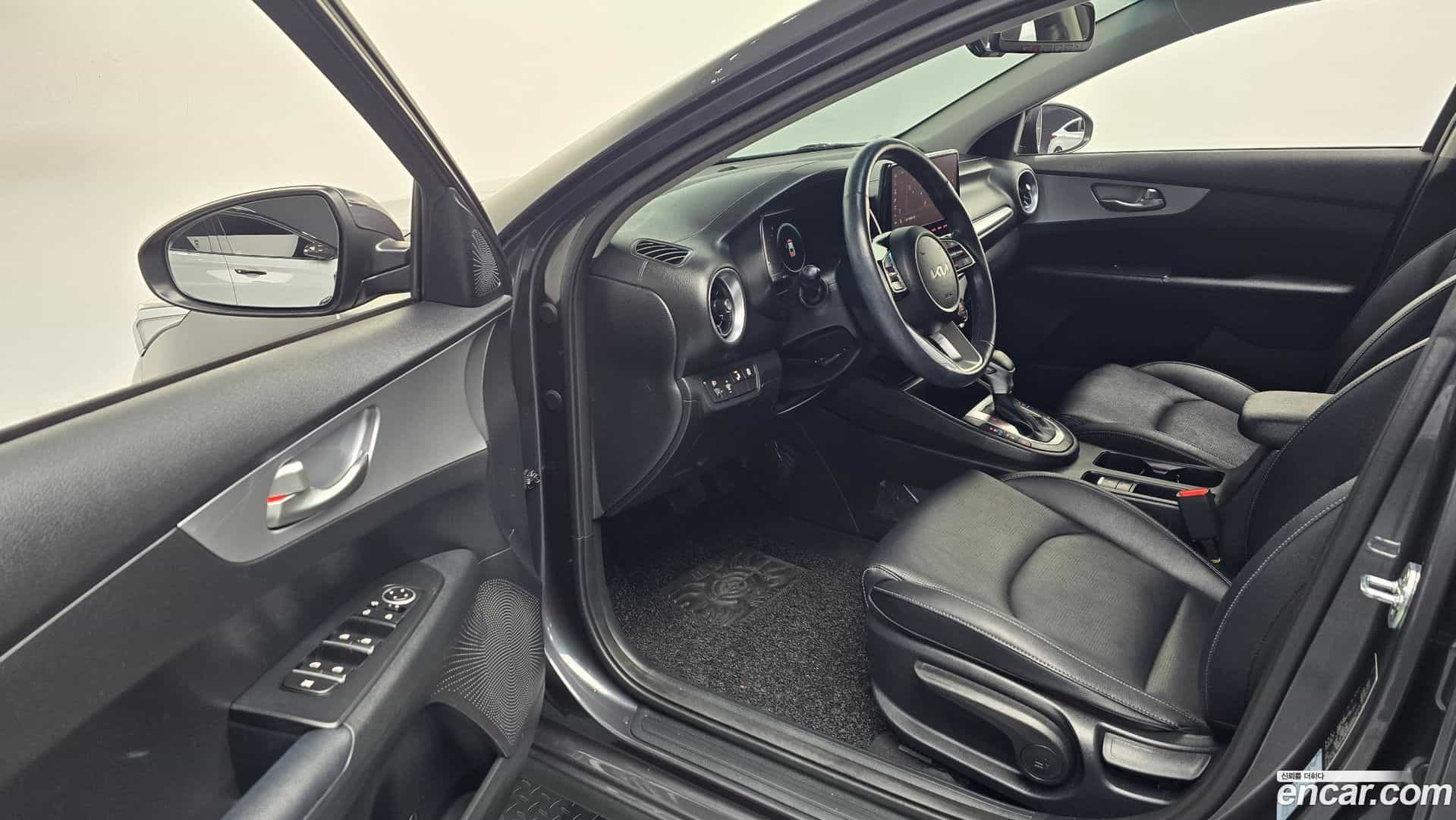 K3 Kia 2022.0-OPTION-015
