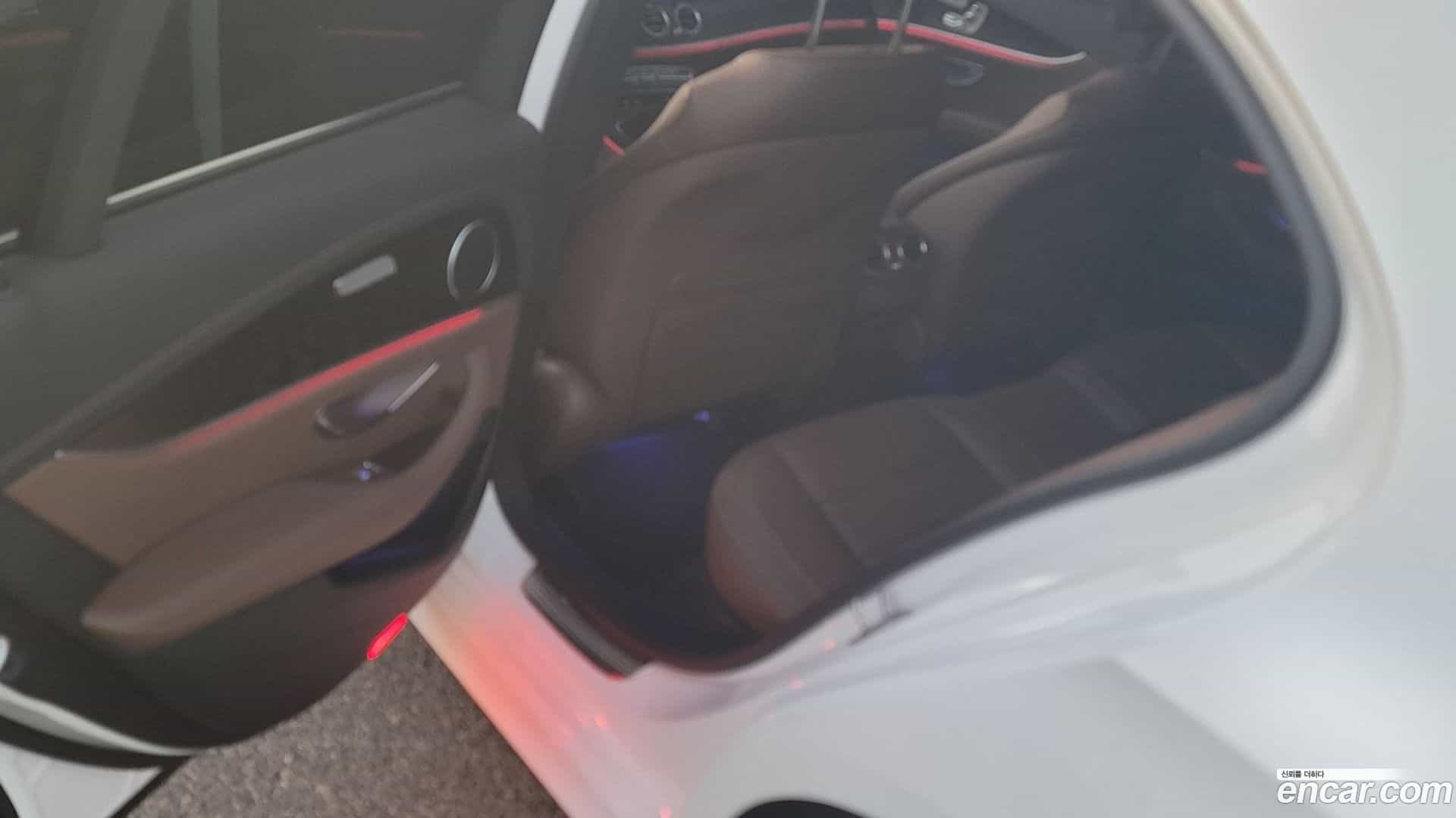 E-Class Mercedes-Benz 2023.5-OPTION-024
