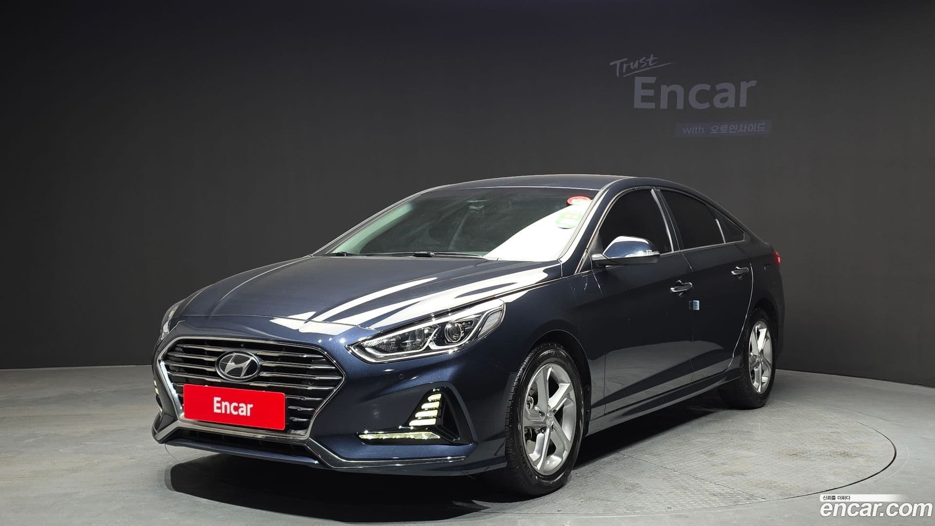 Main__Slider__Photo:Sonata Hyundai 2018.3-0