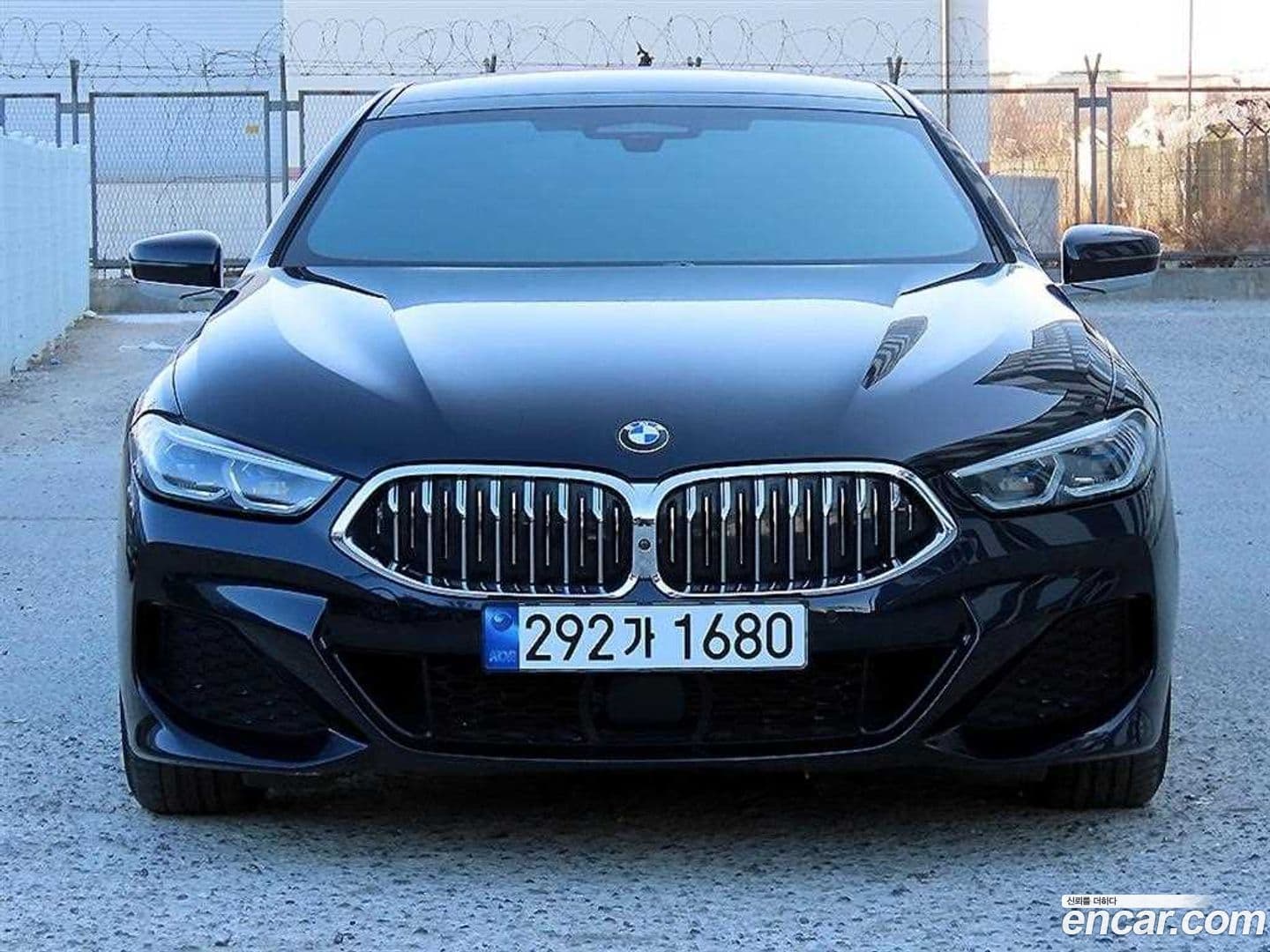 Main__Slider__Photo:8-Series BMW 2021.10-0