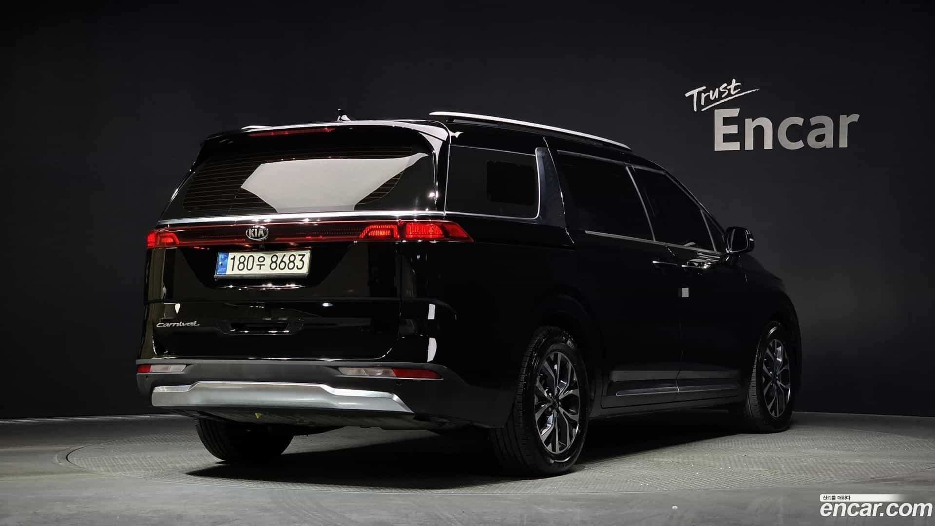 Canival Kia 2021.0-OUTER-002