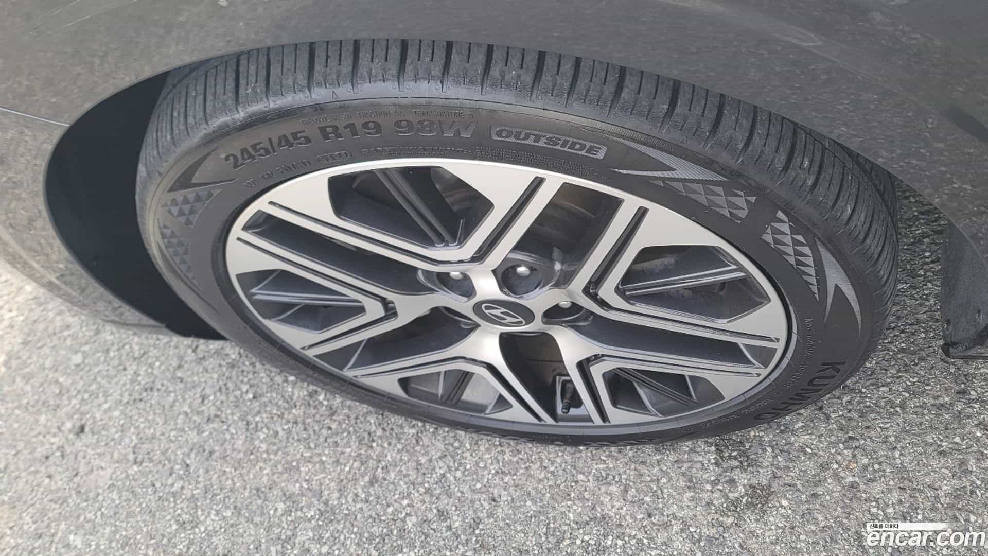 Grandeur Hyundai 2023.0-OUTER-005