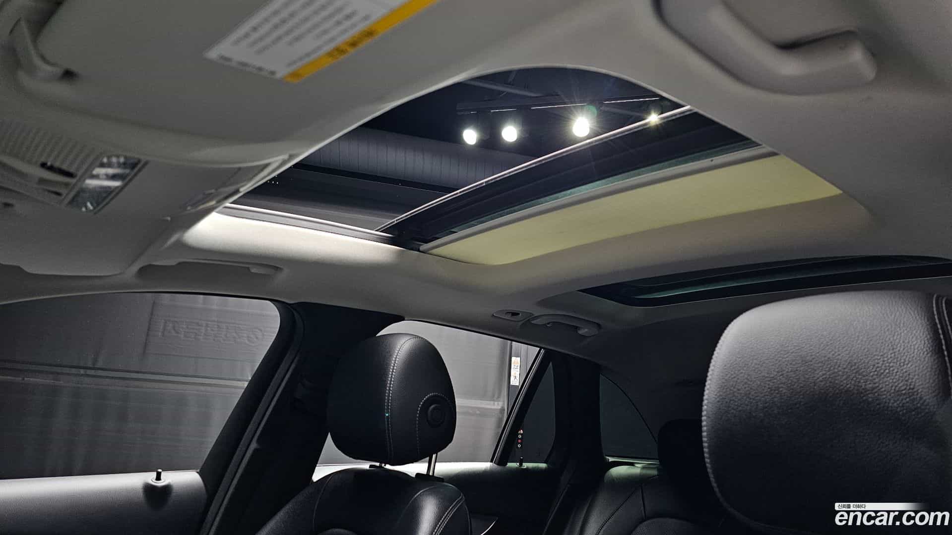 GLC-Class Mercedes-Benz 2019.7-OPTION-021