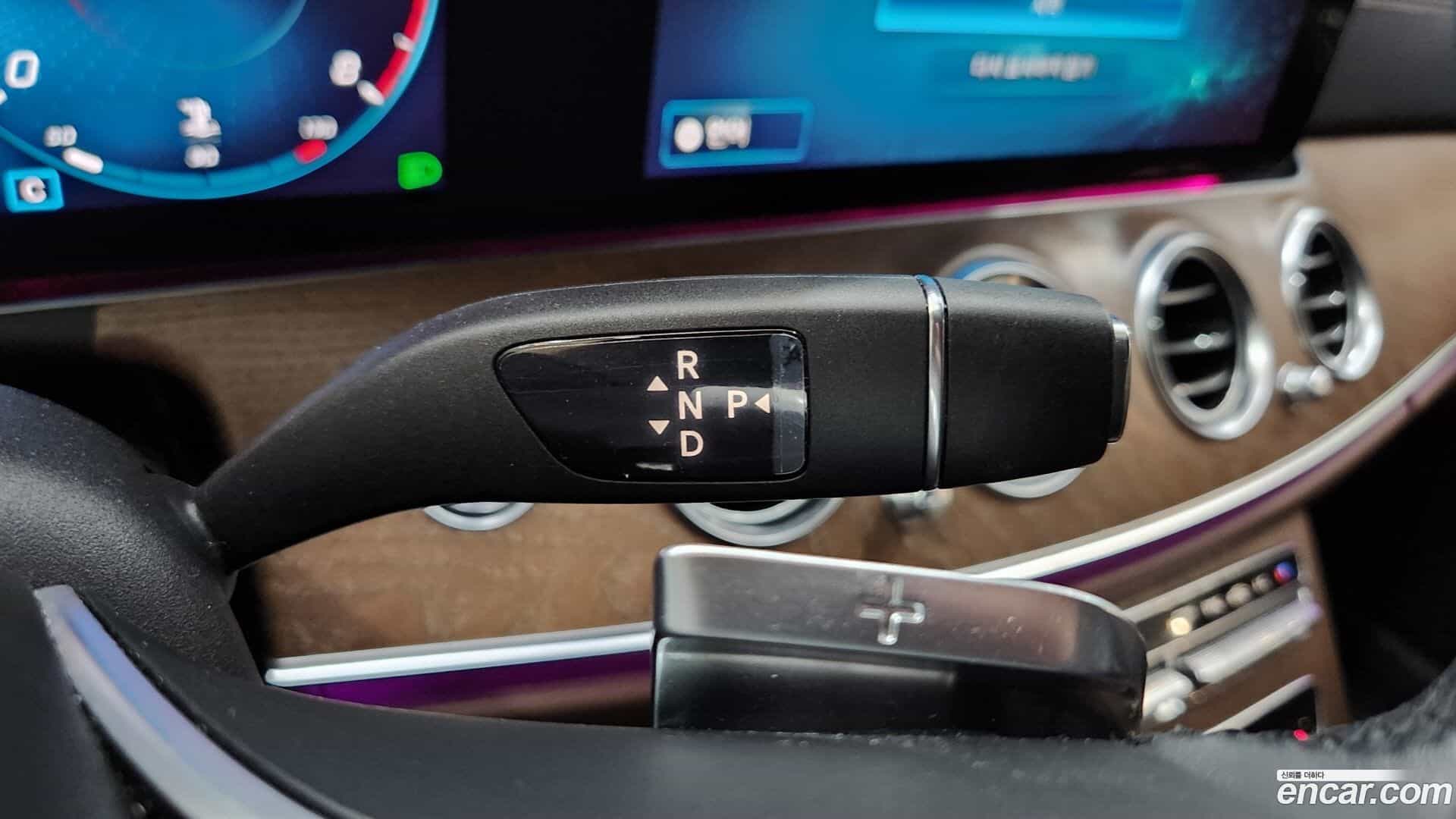 E-Class Mercedes-Benz 2022.10-INNER-009