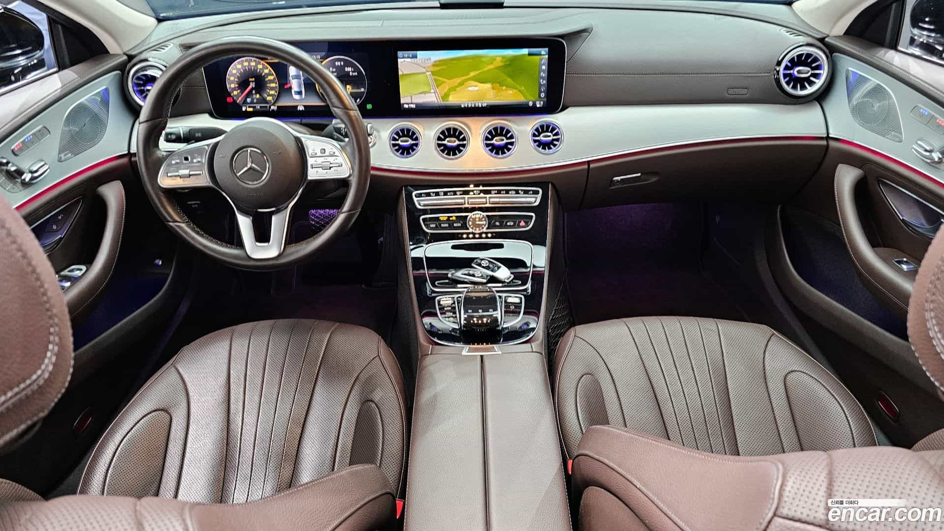 CLS-Class Mercedes-Benz 2018.10-INNER-007