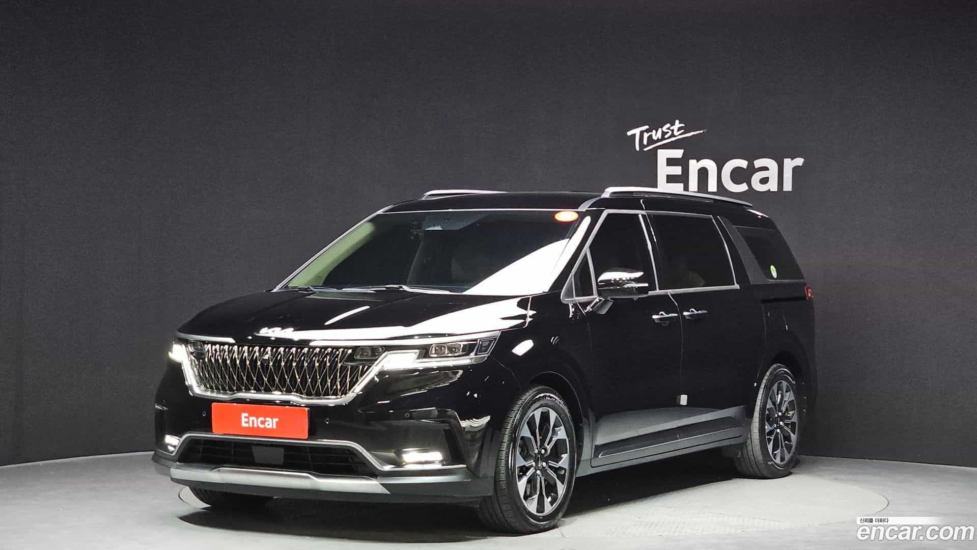 Canival Kia 2023.0-OUTER-001