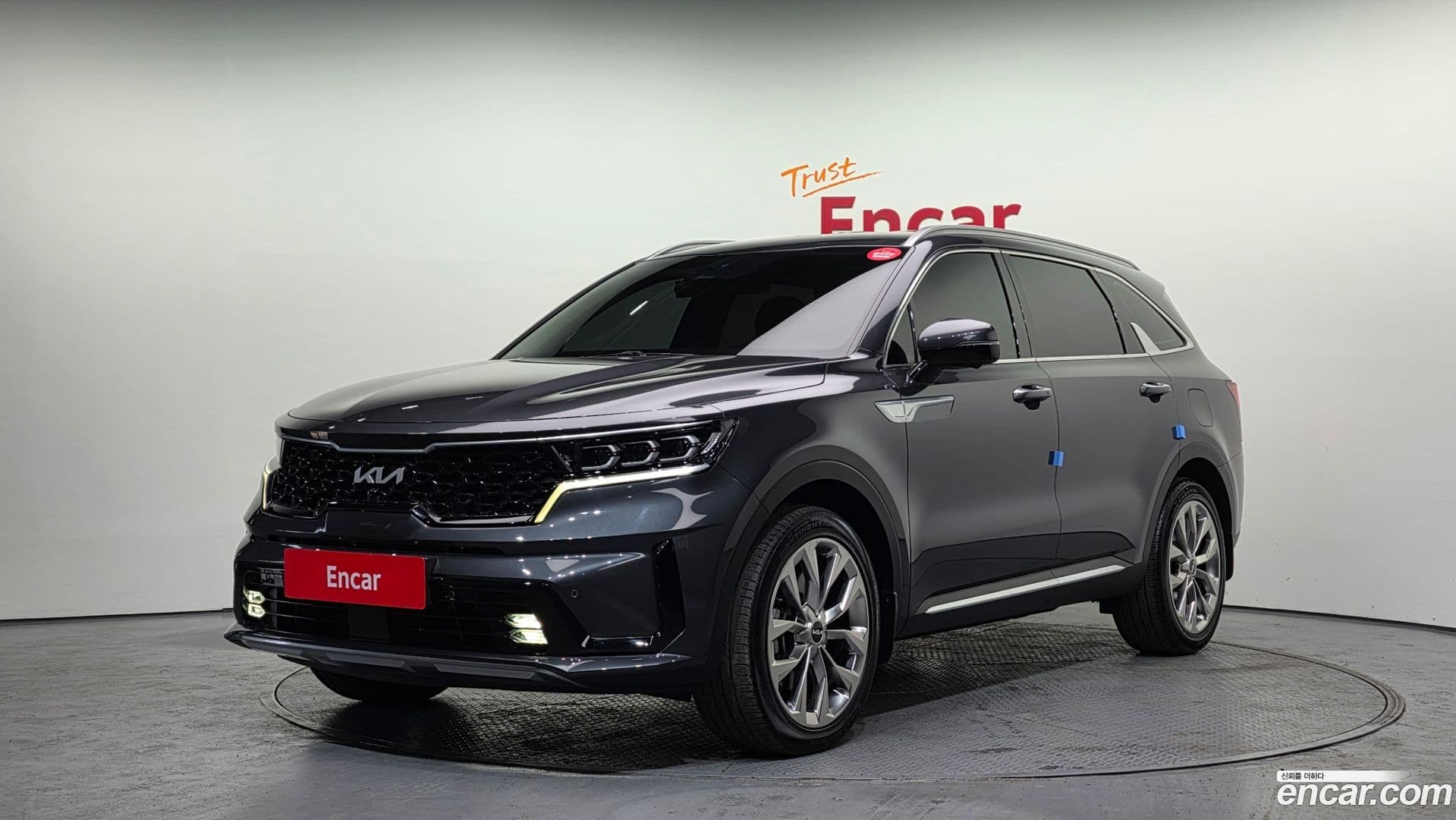 Main__Slider__Photo:Sorento Kia 2022.2-0