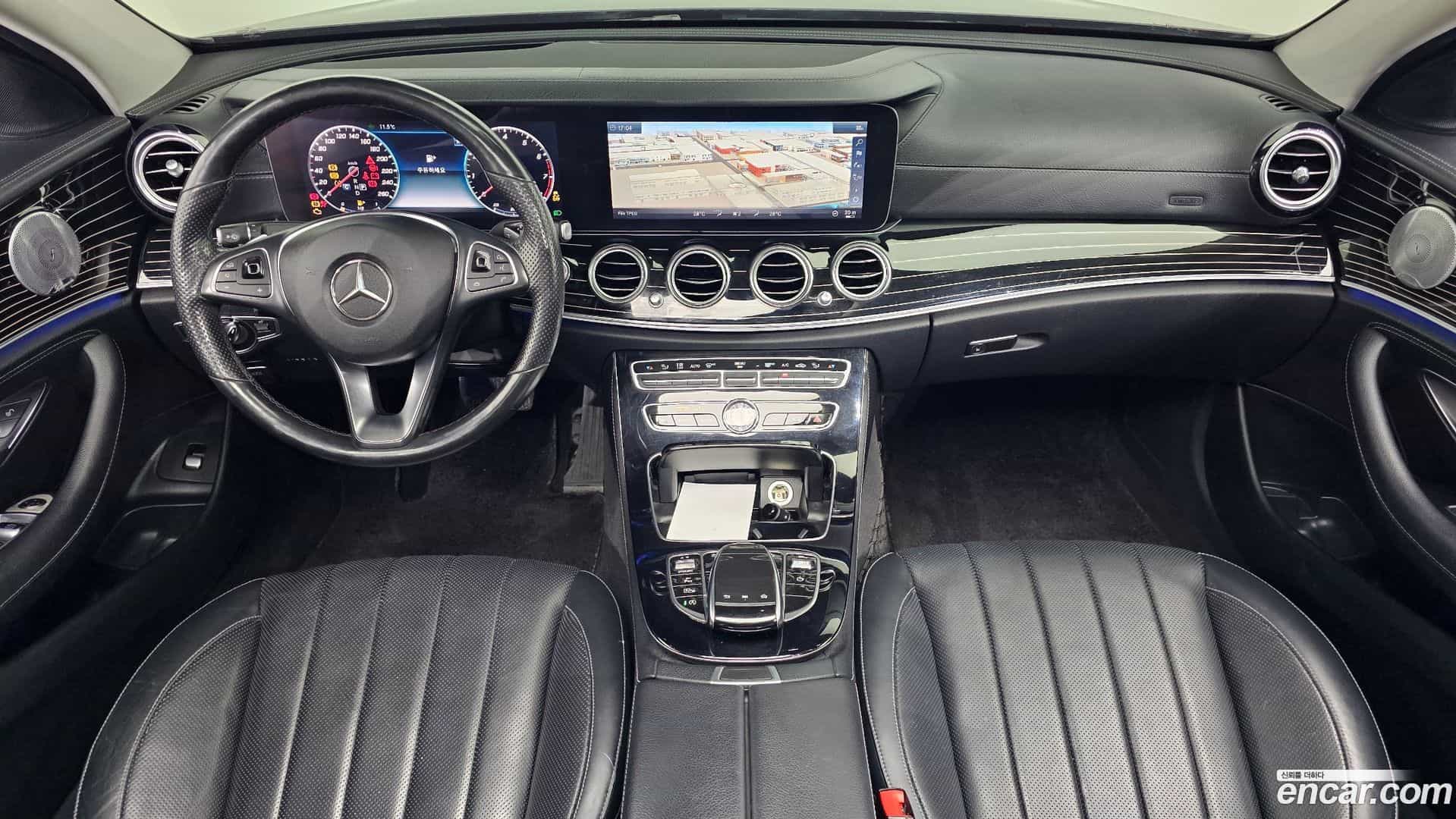 E-Class Mercedes-Benz 2018.6-INNER-007