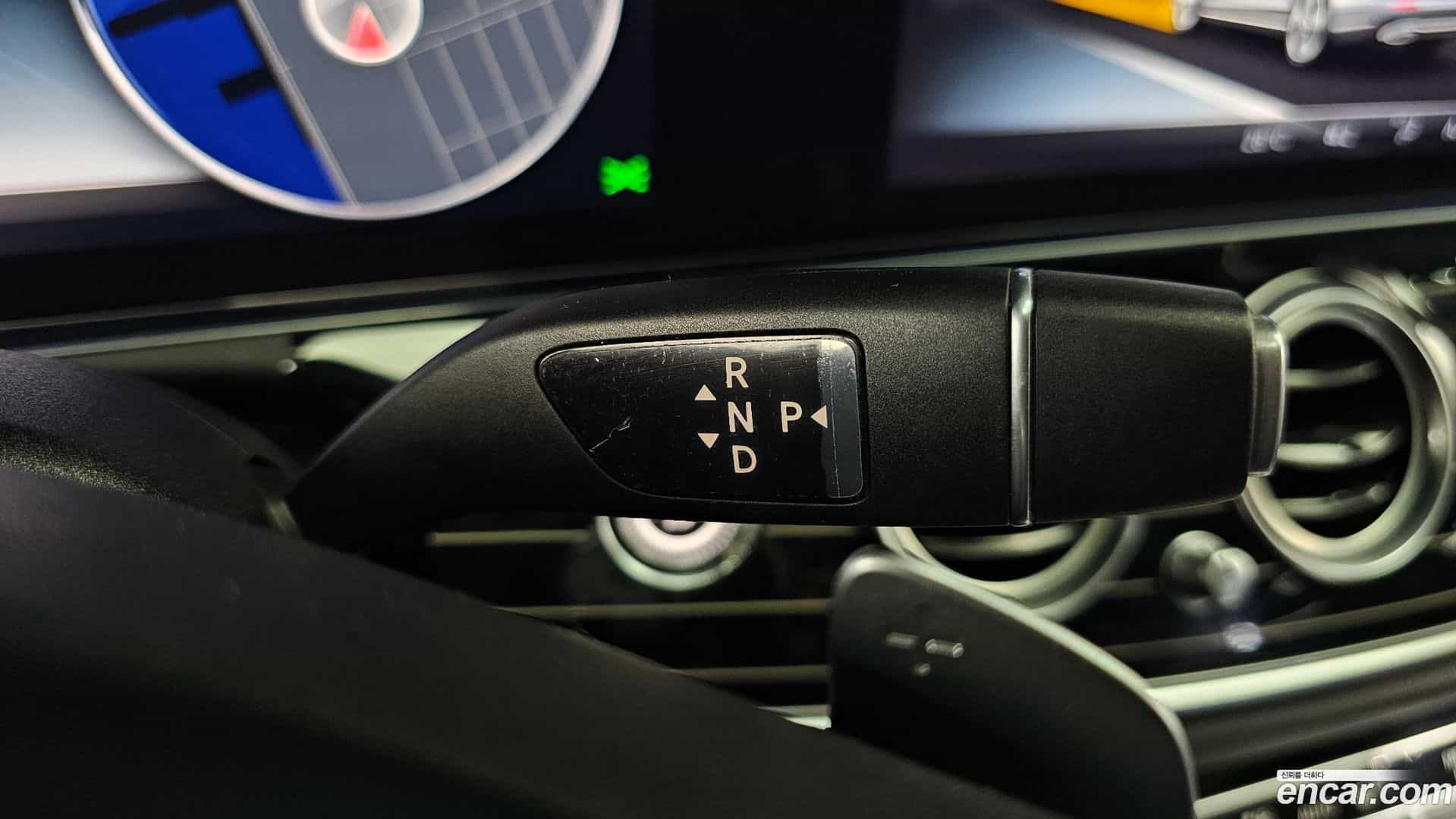 E-Class Mercedes-Benz 2018.6-INNER-009