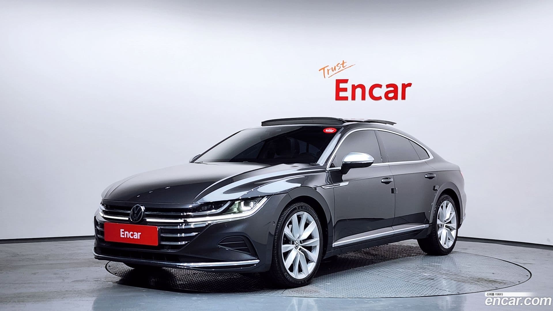 Main__Slider__Photo:Arteon Volkswagen 2022.10-0