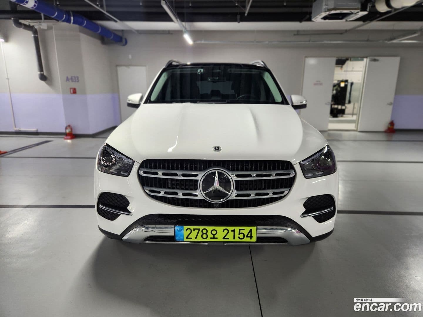 Main__Slider__Photo:GLE-Class Mercedes-Benz 2025.3-0