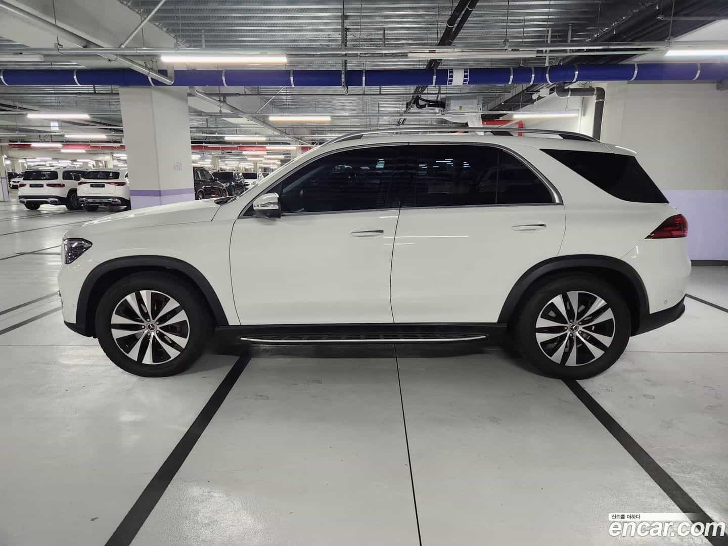 GLE-Class Mercedes-Benz 2025.3-OUTER-004