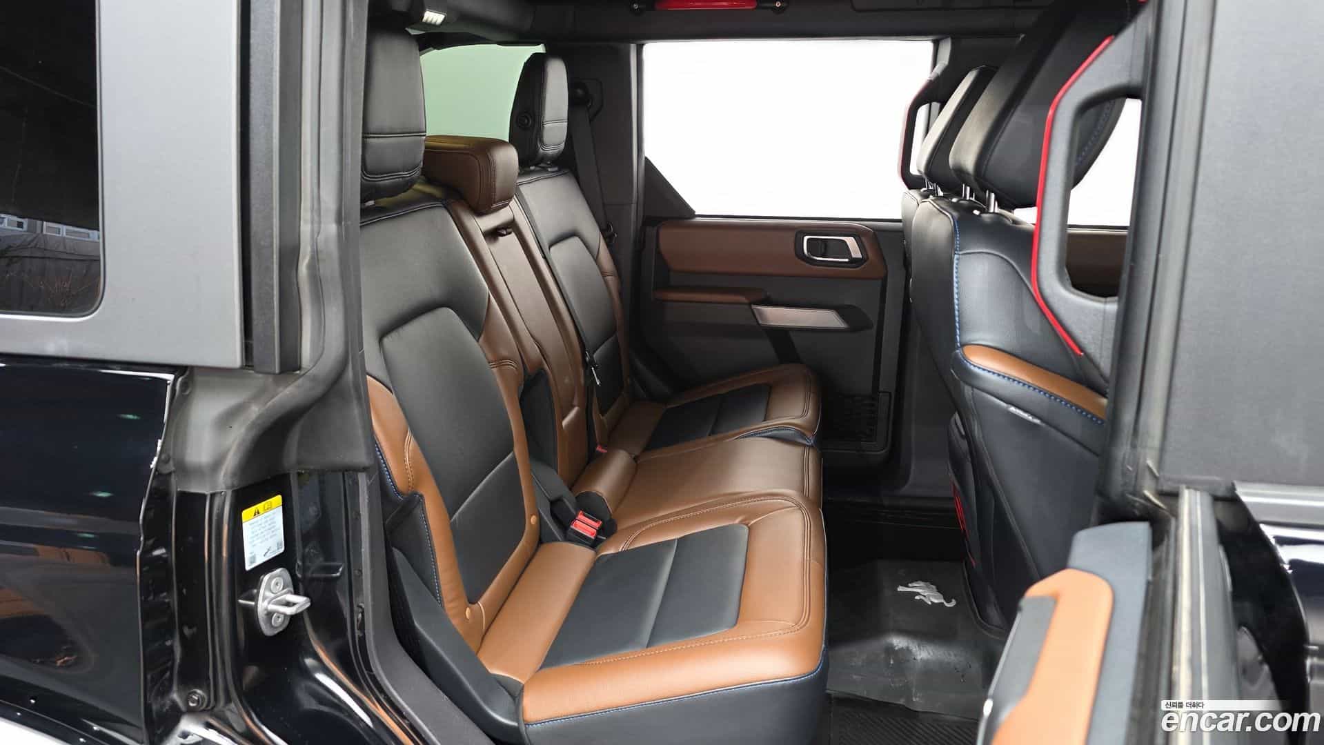 Bronco Ford 2022.11-OPTION-016
