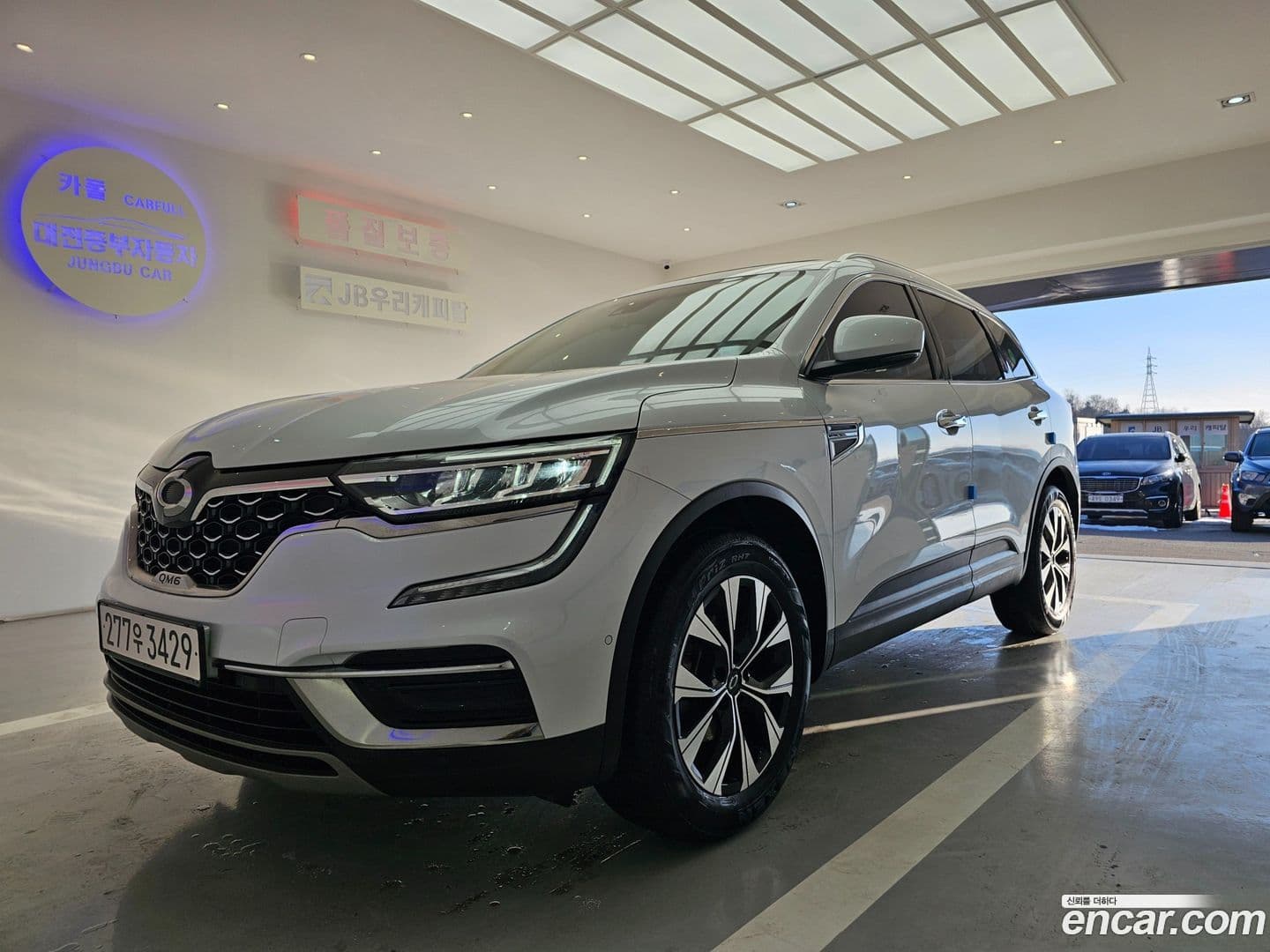 Main__Slider__Photo:QM6 Renault Korea 2021.5-0