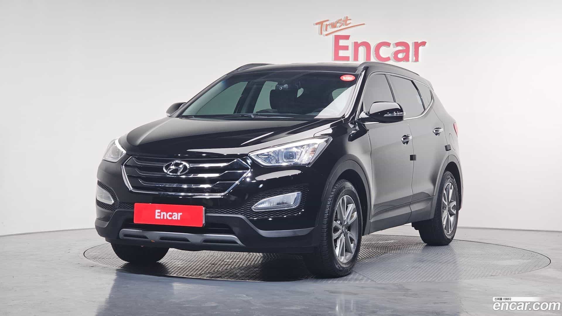 Santafe Hyundai 2014.2-OUTER-001