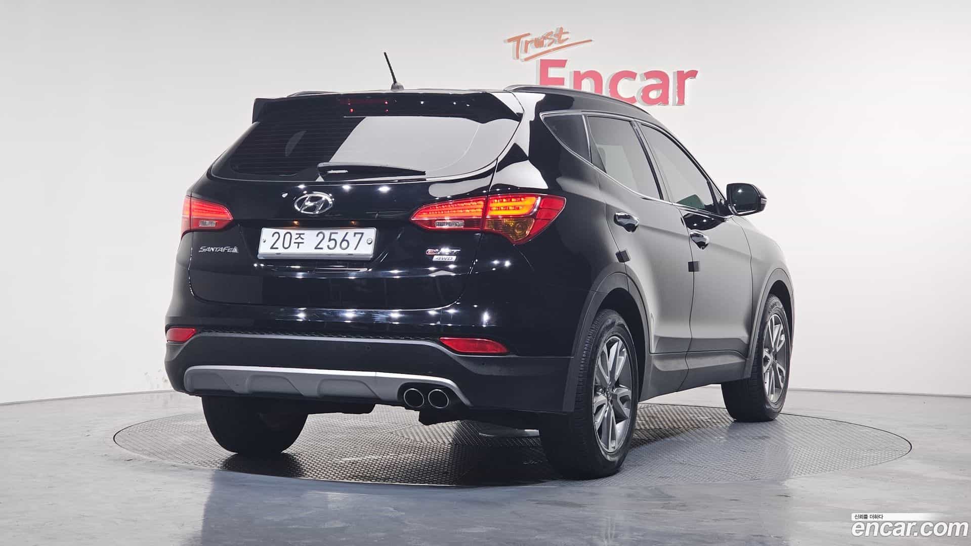 Santafe Hyundai 2014.2-OUTER-002