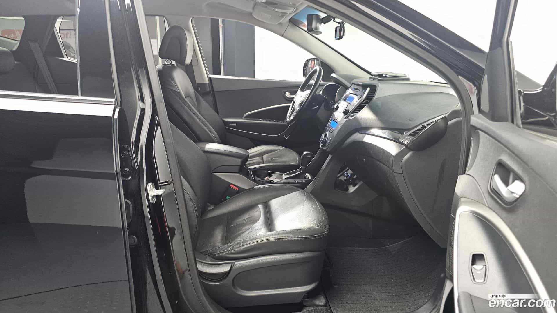 Santafe Hyundai 2014.2-OPTION-015