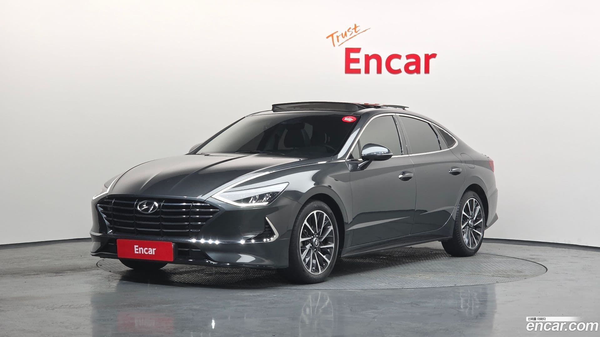 Main__Slider__Photo:Sonata Hyundai 2019.9-0