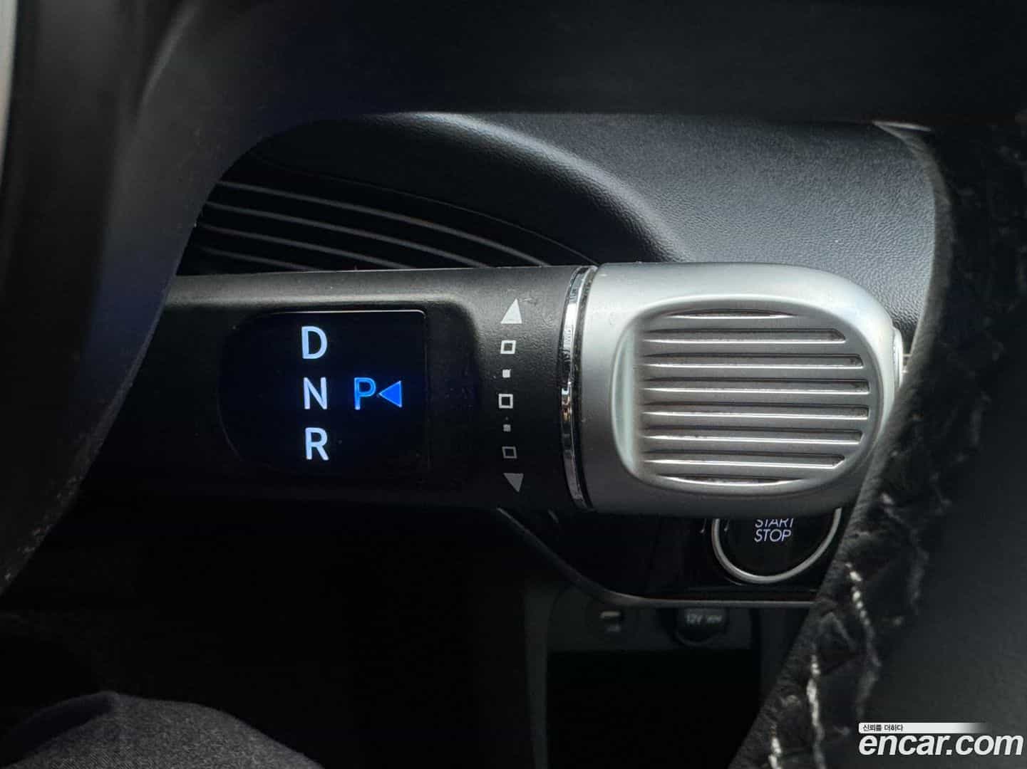 Ioniq5 Hyundai 2023.1-INNER-009