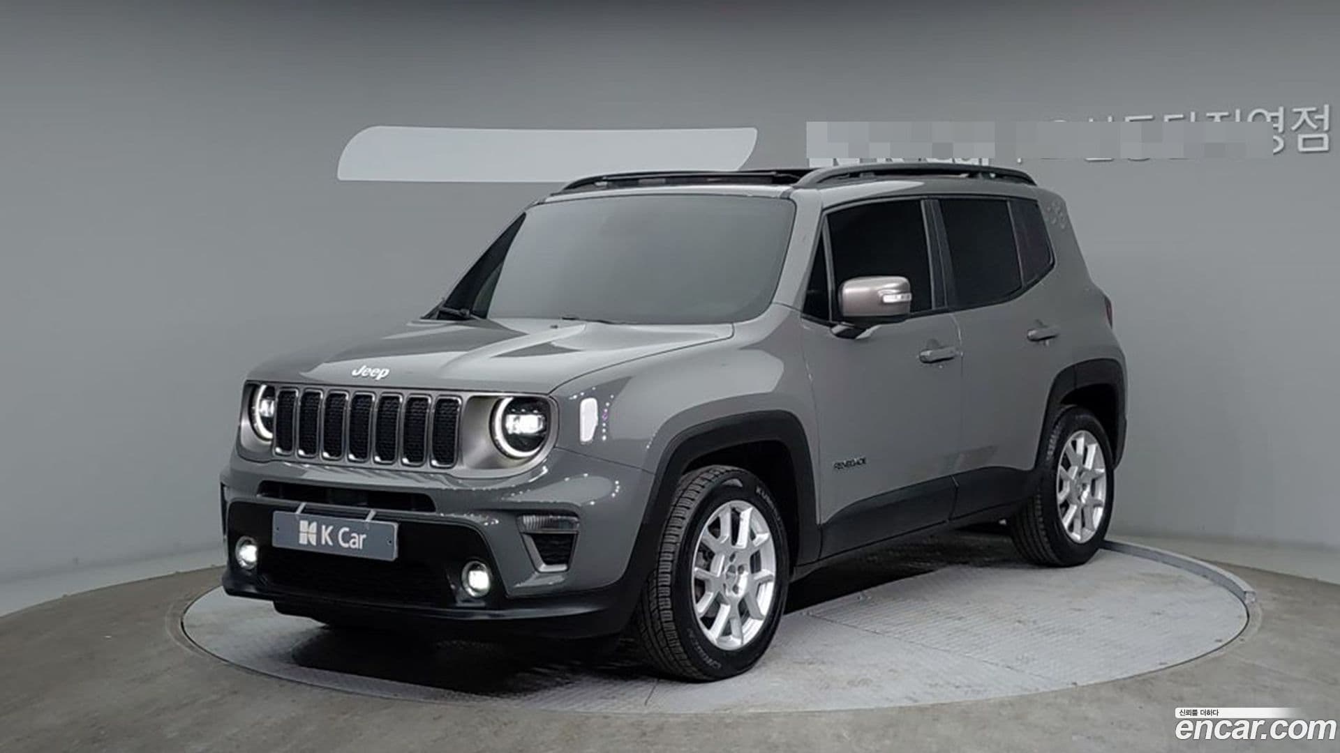 Main__Slider__Photo:Renegade Jeep 2020.1-0