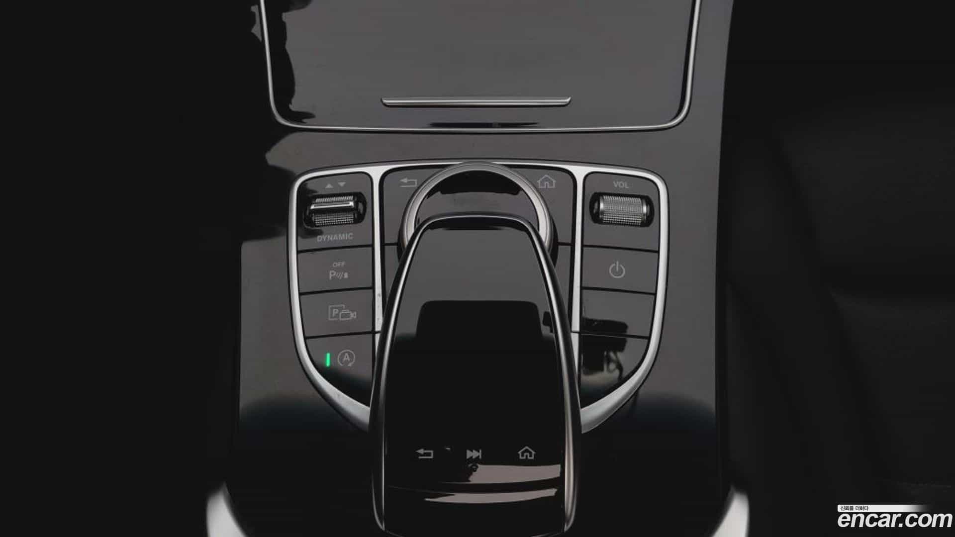 C-Class Mercedes-Benz 2020.4-OPTION-022
