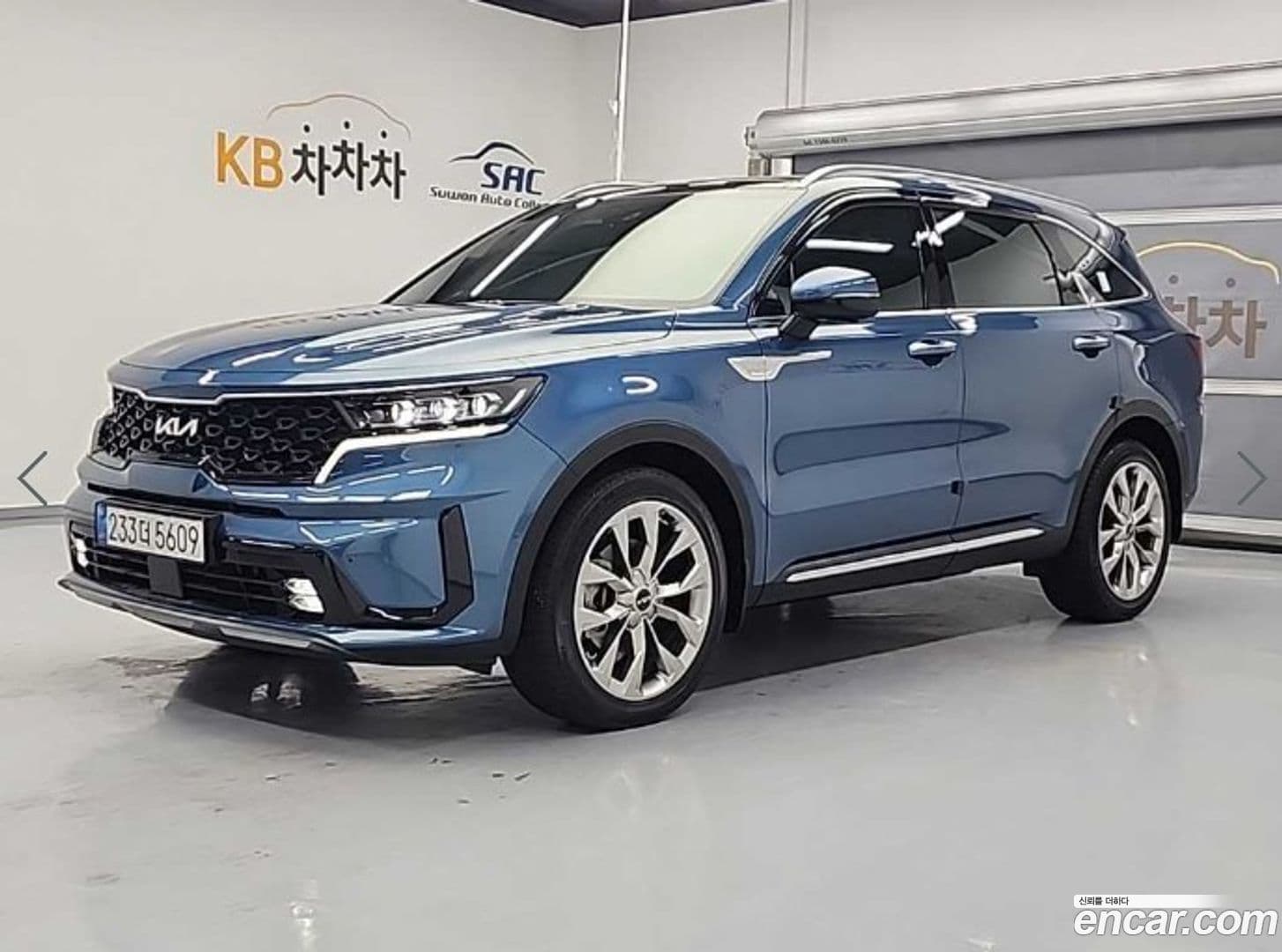 Main__Slider__Photo:Sorento Kia 2022.10-0